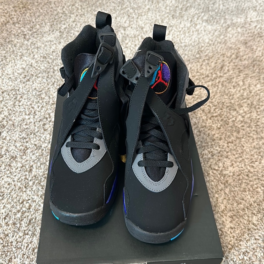 Air Jordan 8